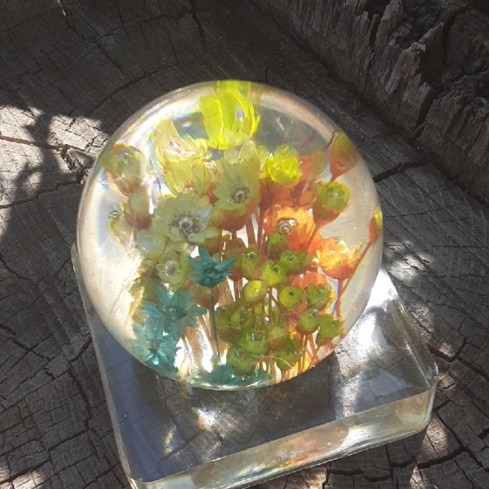Floral Resin Art Arcylic Paper Weight